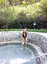 Taiwan girl to take a hot spring