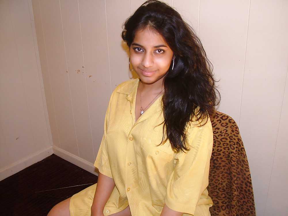Finally all PICS Released of this DESI Dreamy Bitch
