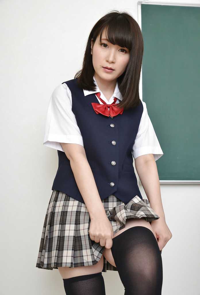 Japanese Cute Girl Pantie Shots Rino 28