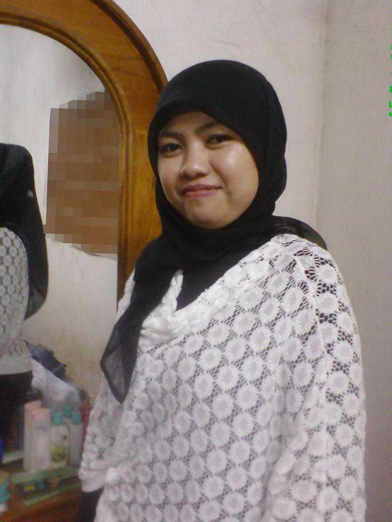 indonesian hijab girl banged