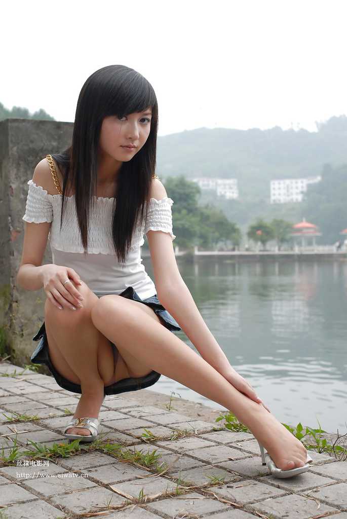 asian babes and teens in pantyhose